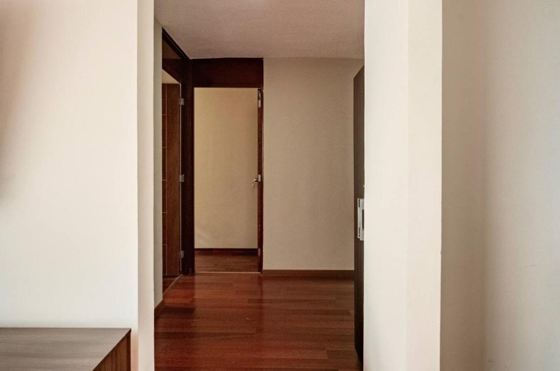 Apartamentos Estela En Alameda Colonial - 5Km Aeropuerto Jorge Chavez Лима Екстериор снимка